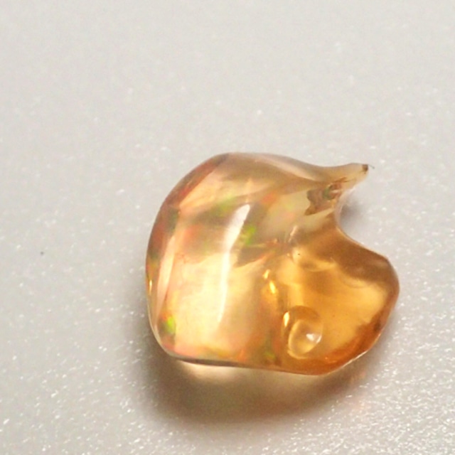 T19-762 ファイアーオパール　1.11ct