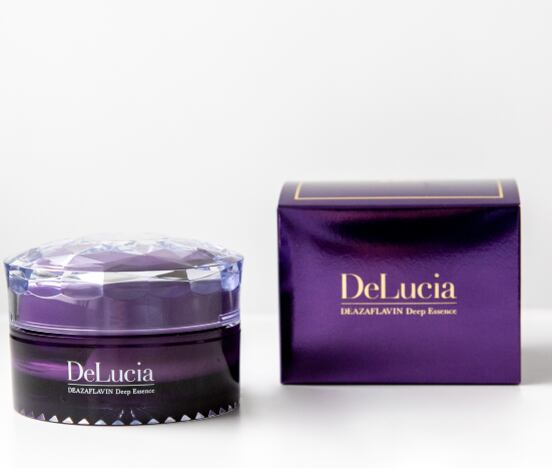 デルシアエッセンスクリーム化粧品