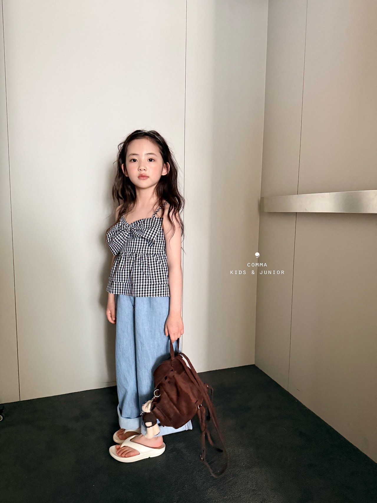 [COMMA] Ribbon Sleeveless Blouse / [콤마] 리본나시블라우스