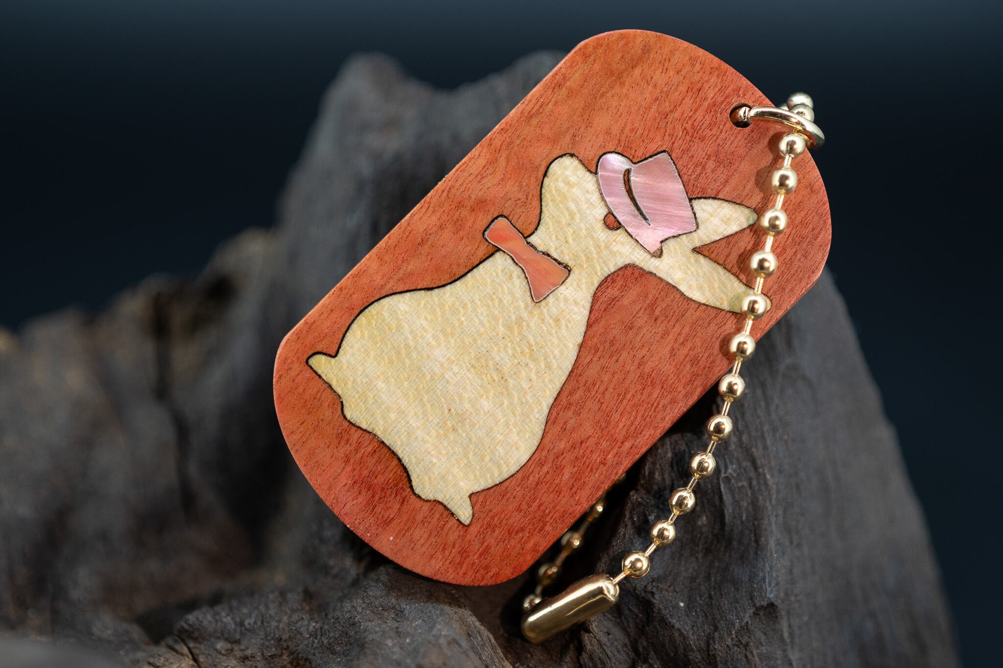 【桃色の象牙肌】 ピンクアイボリー ドッグタグ 象嵌 三月ウサギ