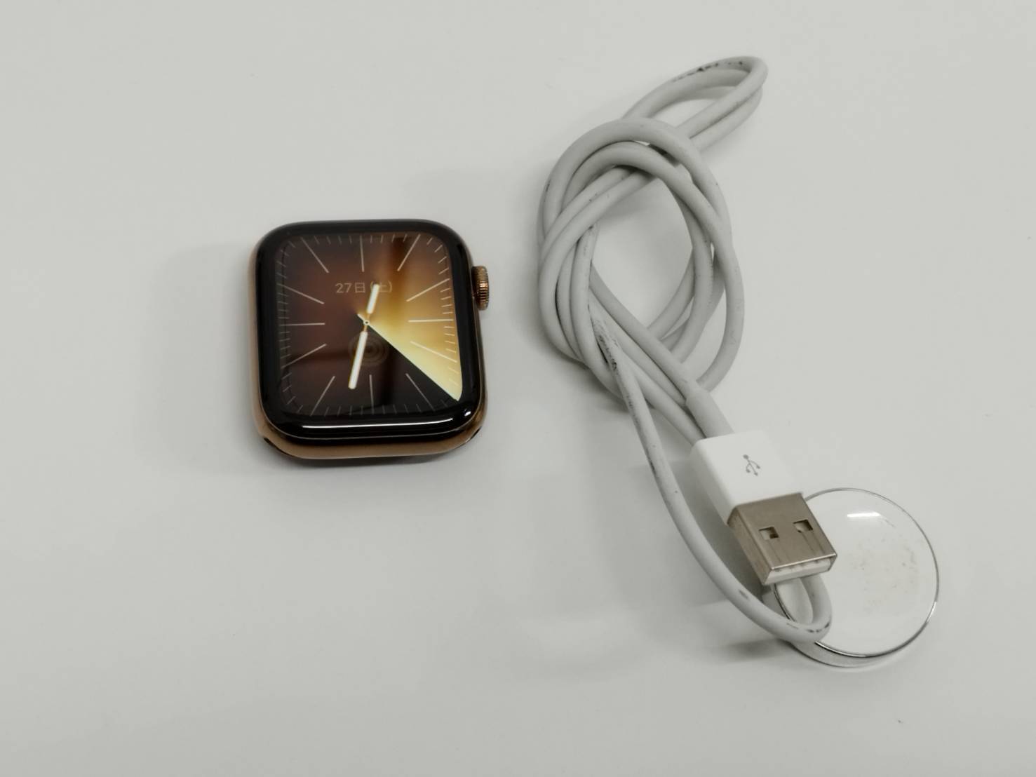 Apple Watch Edition Series 5/GPS+セルラー/44mm/A2157/チタニウム〈MWR52J/A〉 Apple Watch Edition Series 5/GPS+セルラー/44mm/A2157/チタニウム