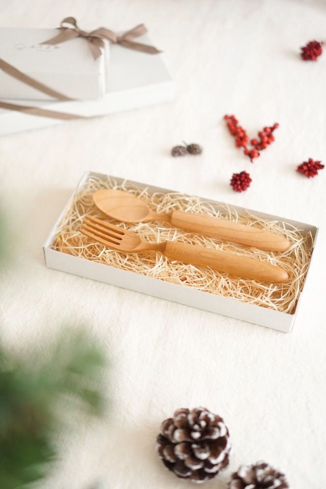 「贈りものに」カトラリーギフトセット（チェリー）