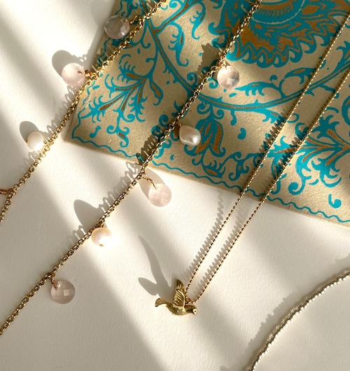 小鳥のネックレス