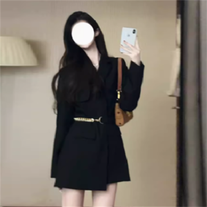 【送料無料】 アウター ショートコート ショート 長袖 Vネック フレア Aライン 薄手生地 かわいい 大人可愛い 綺麗 シンプル カジュアル 大人 上品 おしゃれ お洒落 大人女子 こなれ感 エレガント コンサバ 定番アイテム 体型カバー 無地 春 秋 結婚式 二次会 パーティー 演奏会 女性 レディース ママ 20代 30代 40代 通勤 デート お出かけ 女子会 お呼ばれ お茶会 授業参観 休日 アウトドア 着回し 普段使い ファッション ベルト チェーン 着痩せ