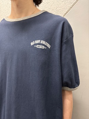 00's old navy リンガーTシャツ