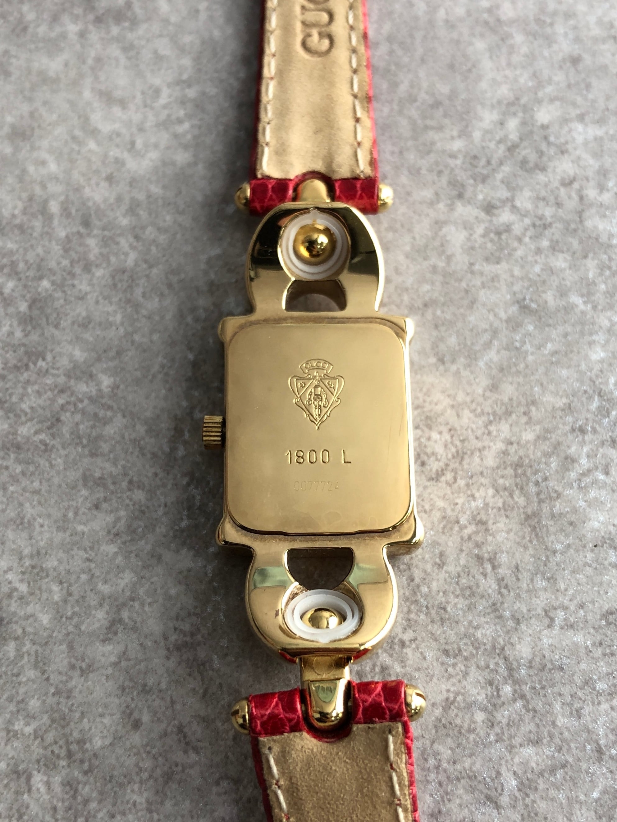 GUCCI グッチ 腕時計 ゴールド クウォーツ 1800L vintage ヴィンテージ
