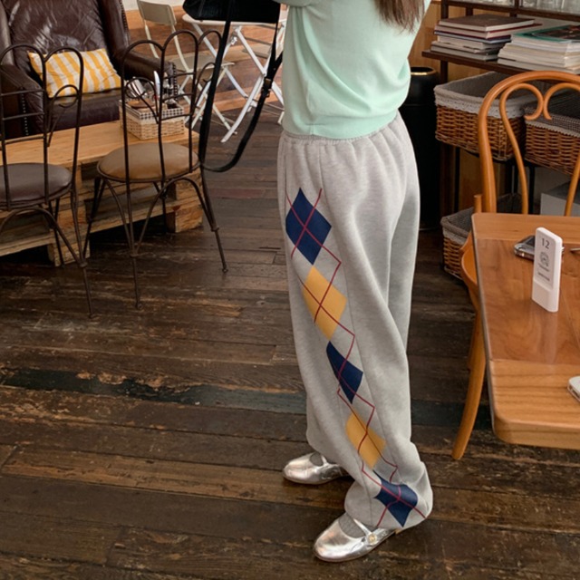 side argyle pattern sweatpants　J00179