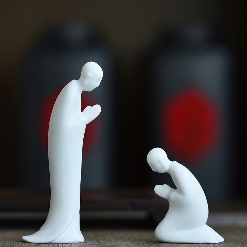 白磁　僧侶　陶器　置物 白磁 僧侶 陶器 置物