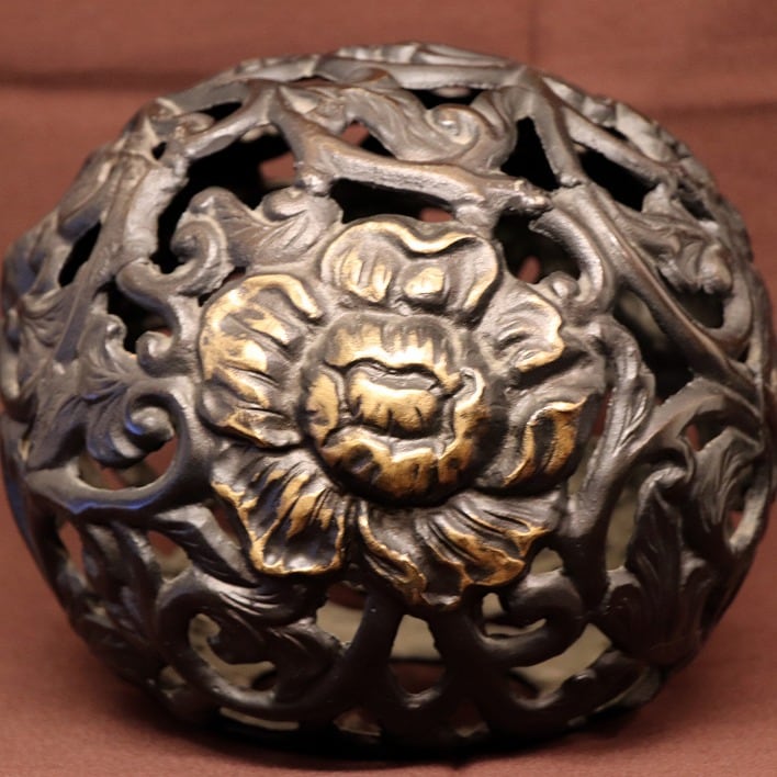 金属製・玉乗り狛犬（獅子・シーサー）・No.181030-33・梱包サイズ140