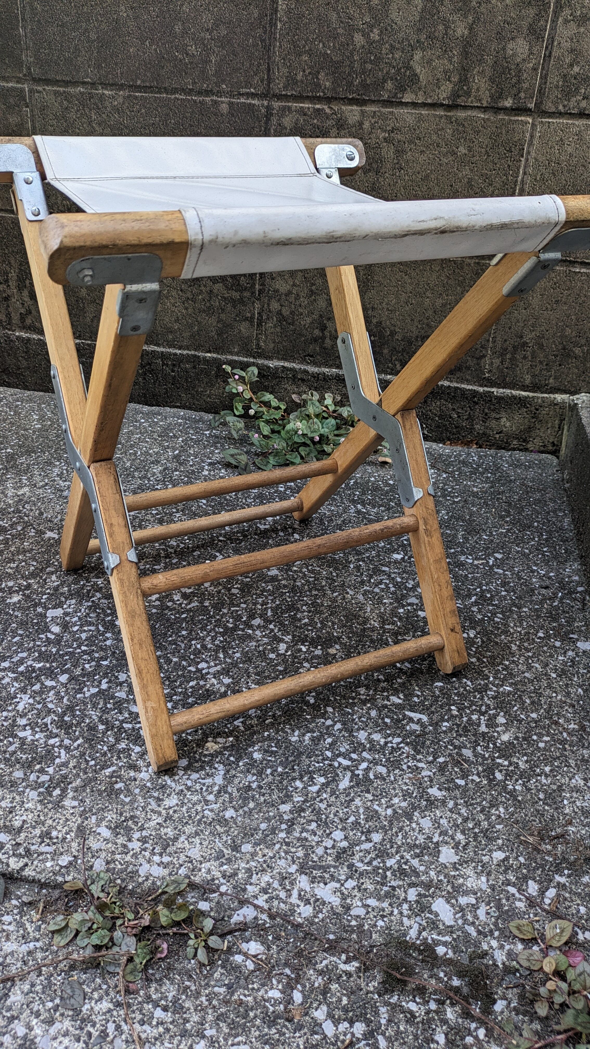 Vintage Wood FoldingStool Stand Antique CampingChair Vintage Wood FoldingStool Stand Antique CampingChair