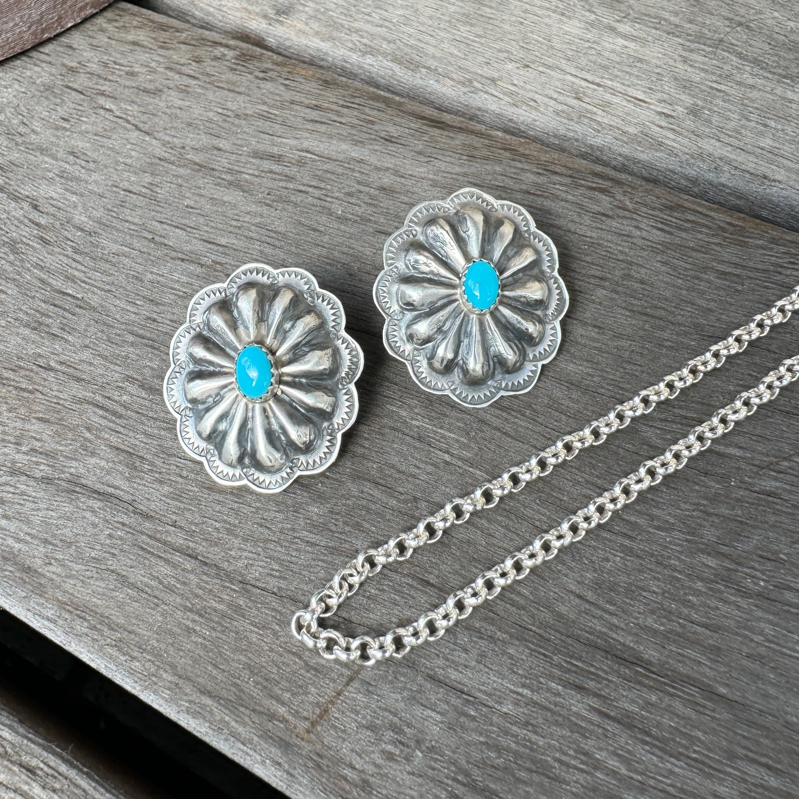 Indian Jewelry》スリーピングビューティー ターコイズ コンチョ Indian Jewelry》スリーピングビューティー ターコイズ コンチョ