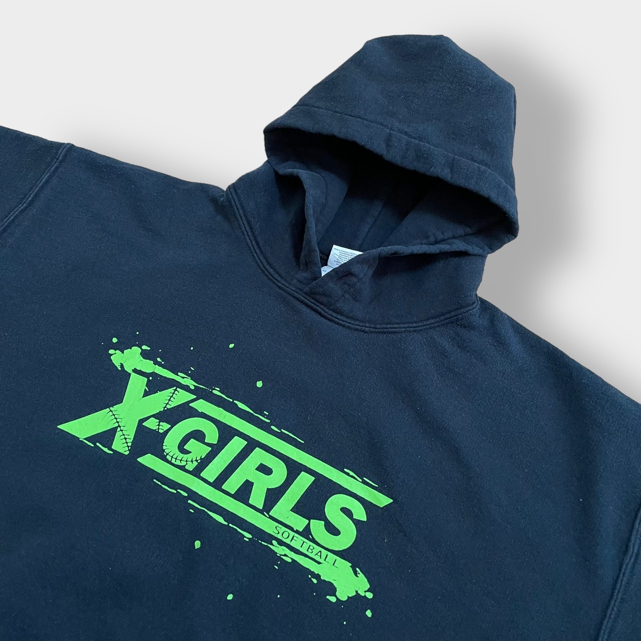 GILDAN パーカー プルオーバー スウェット フーディー X-GIRLS SOFTBALL ソフトボール ロゴ プリント バックプリント 黒 M us古着