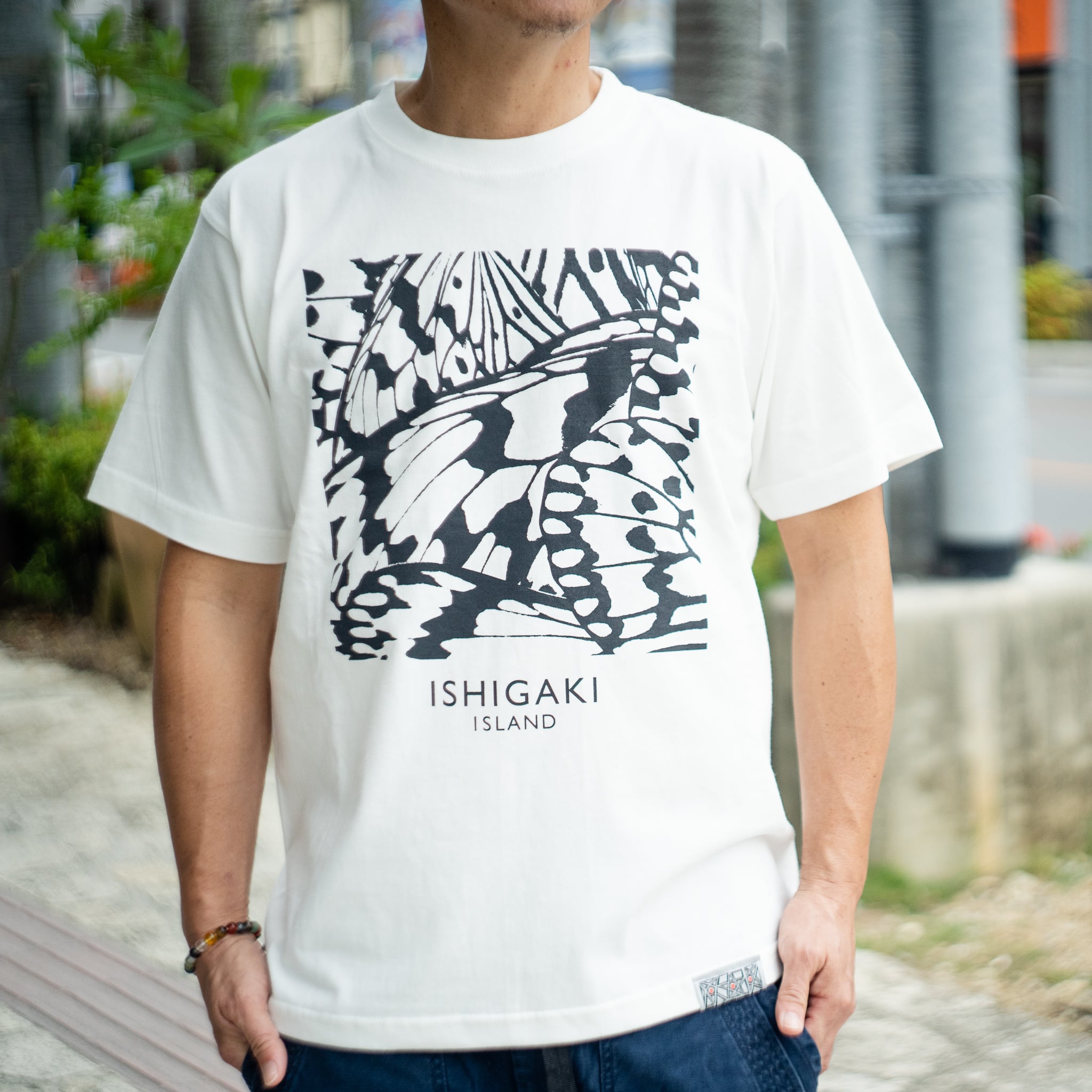 ISHIGAKI ISLAND Tシャツ_オオゴマダラ（ホワイト×ブラック） | イチ