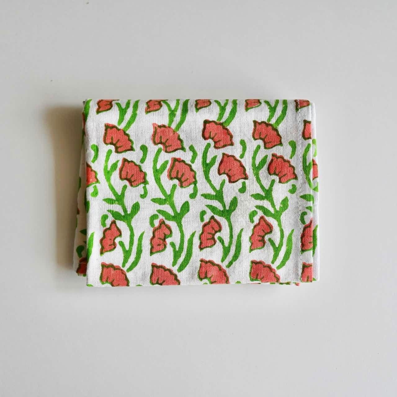 【 完売 】 PEOPLE TREE ブロックプリントのハンカチ フラワー(レッド&グリーン)|花柄 ハンドクラフト 雑貨