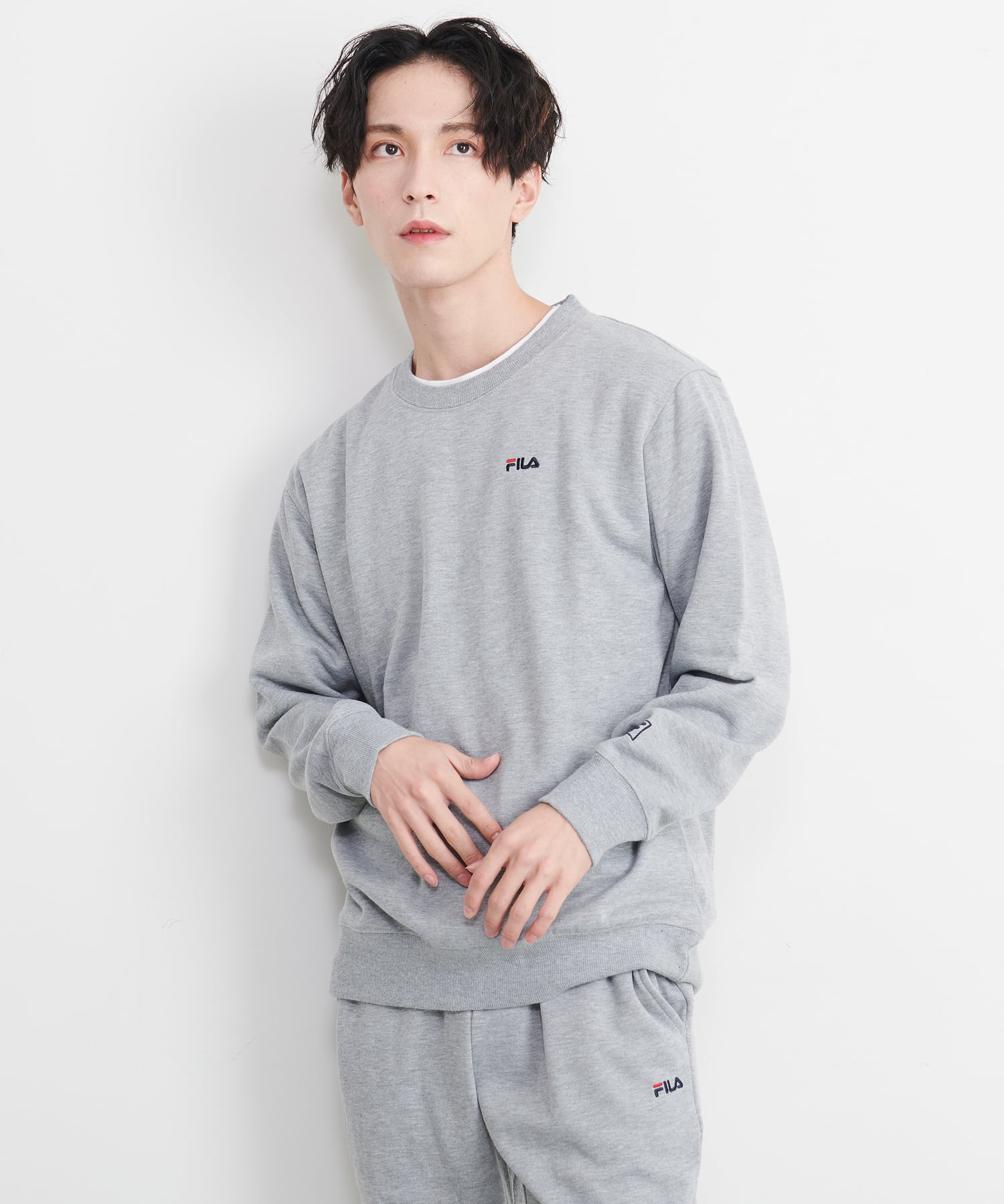 ユニセックス向けのブランドをメインにした、カジュアルな洋服や服飾