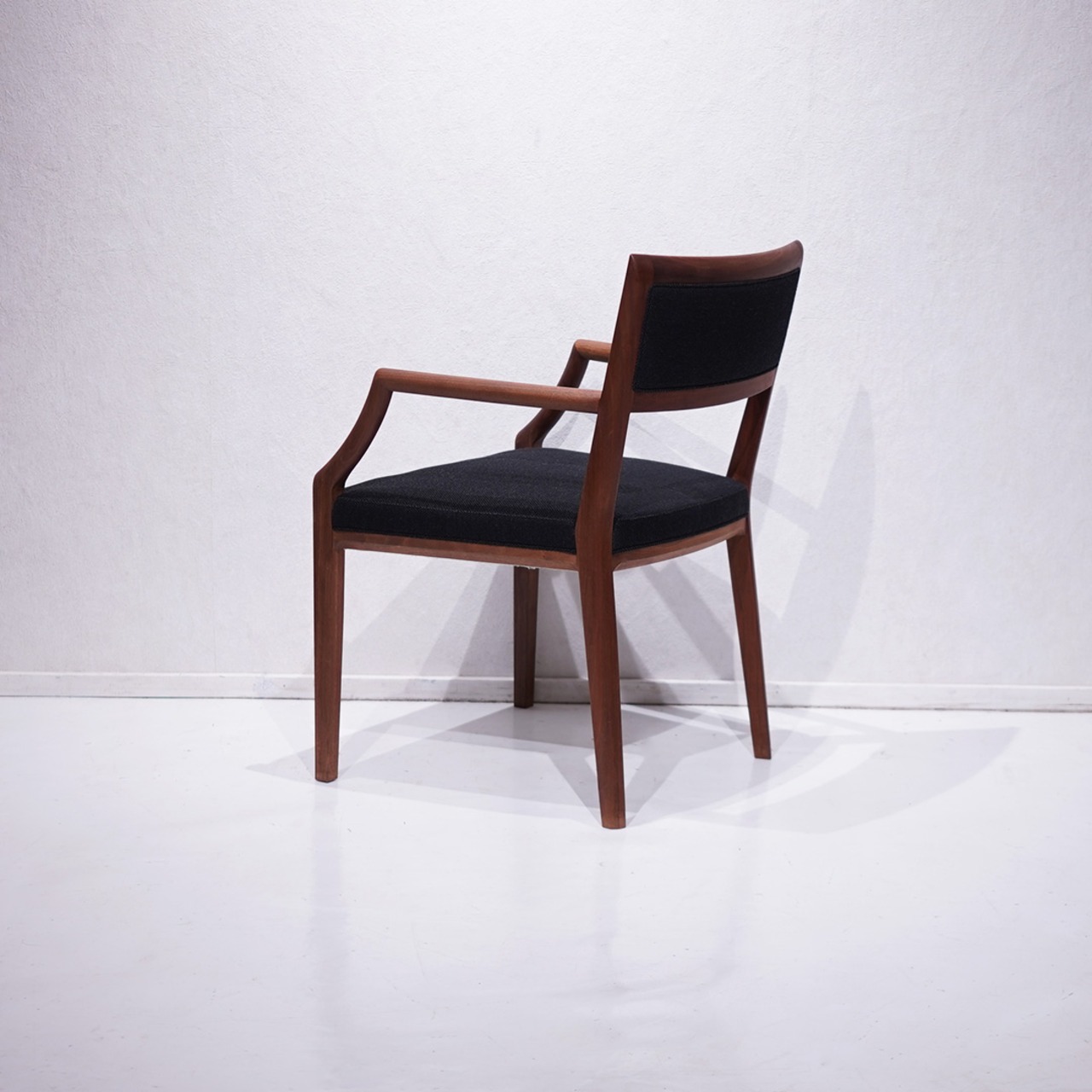 TIME&STYLE William armchair / モダン デザイナーズ チェア 和モダン タイムアンドスタイル ウィリアム アームチェア / 関連:アクタス