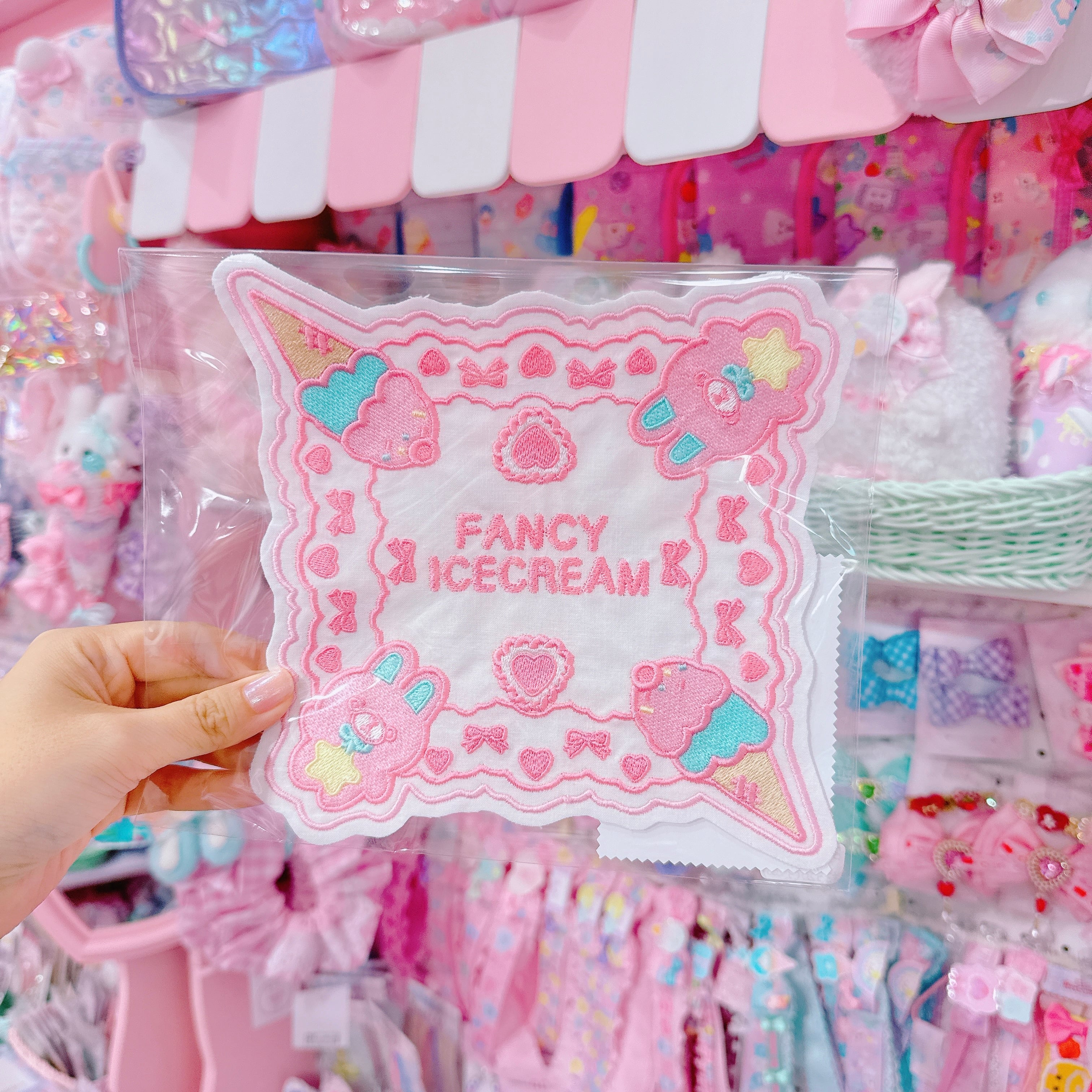 【B9】30-11コラボ刺繍インテリアクロス