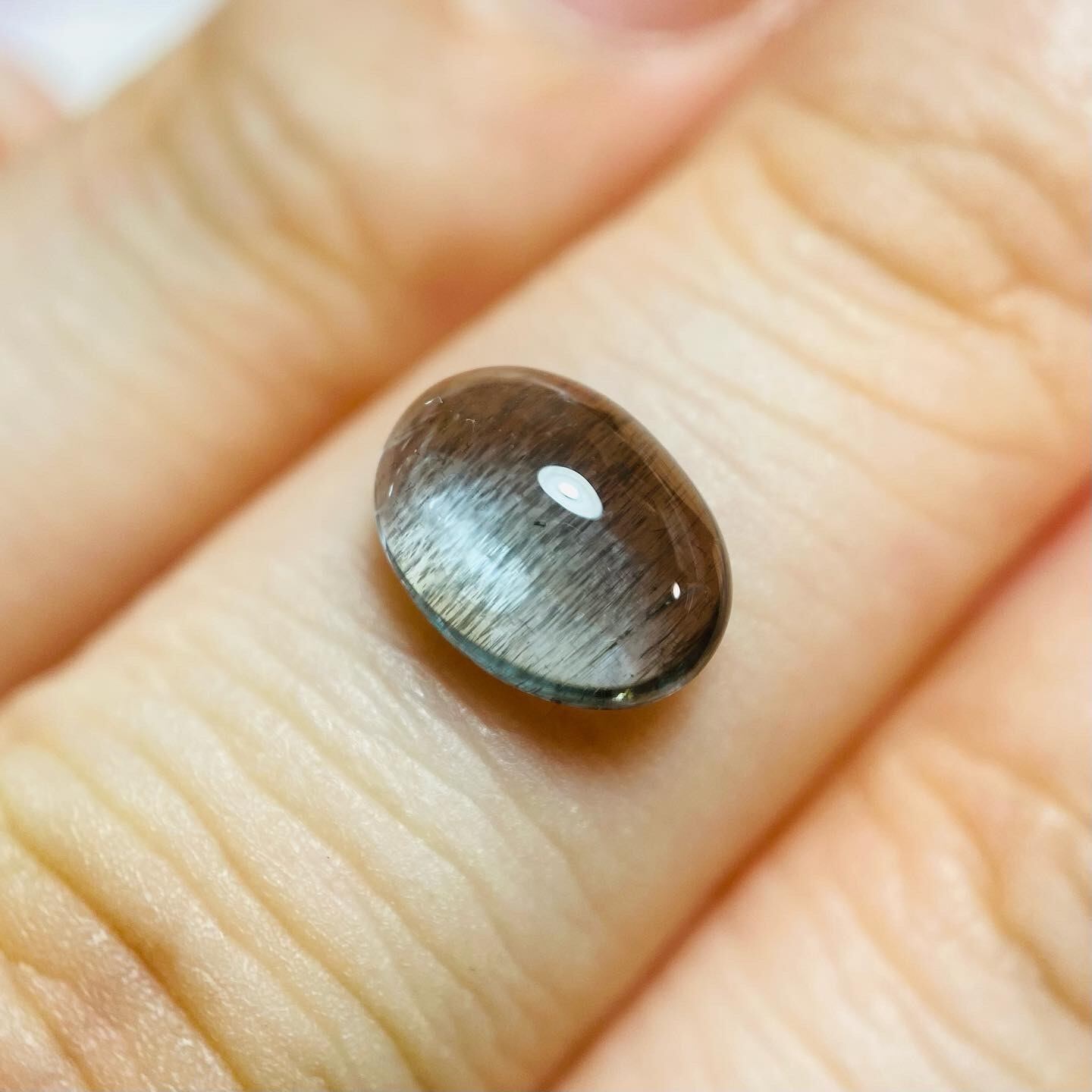 水面に猫 サンストーンアクアマリン2