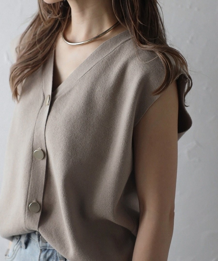 ゴールド釦ボクシーニットベスト【t-10421】.