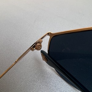 【最終処分SALE】FENDI フェンディ サングラス ブラックケース付き A-8873