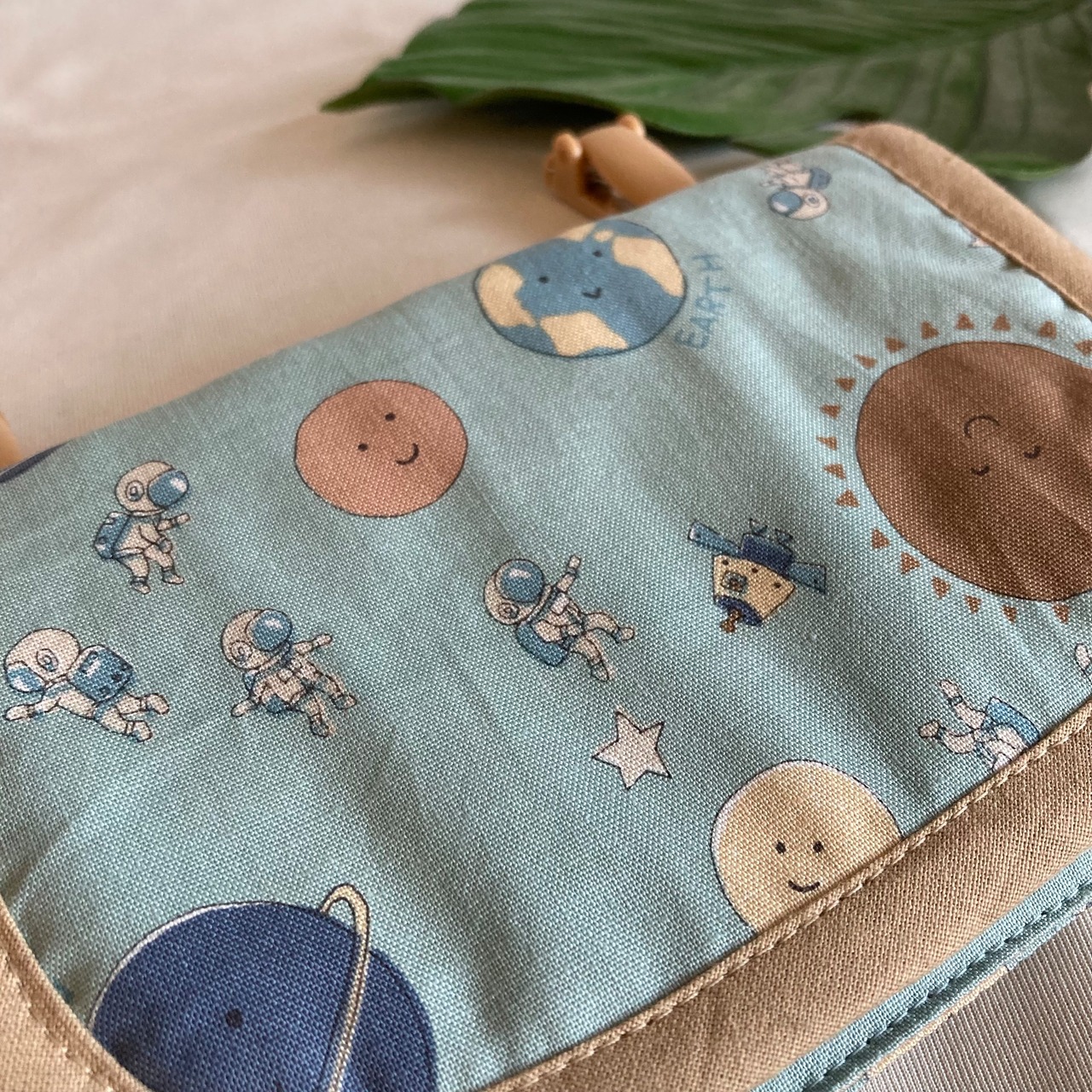 オーダーOK】裏キルティング移動ポケット48ほっこり宇宙飛行士にっこり  