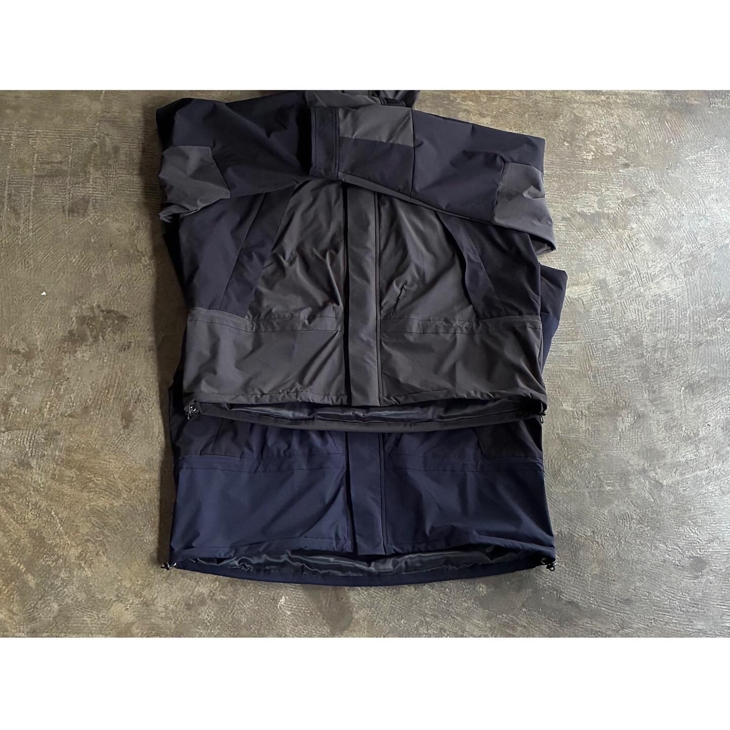 BASISBROEK (バージスブルック)『MONTN』Polyester Nylon Double Weave