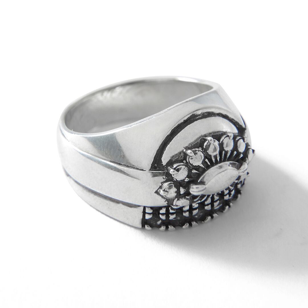 SUGARHILL 23SS BUG RING (Silver) | Moore powered by BASE