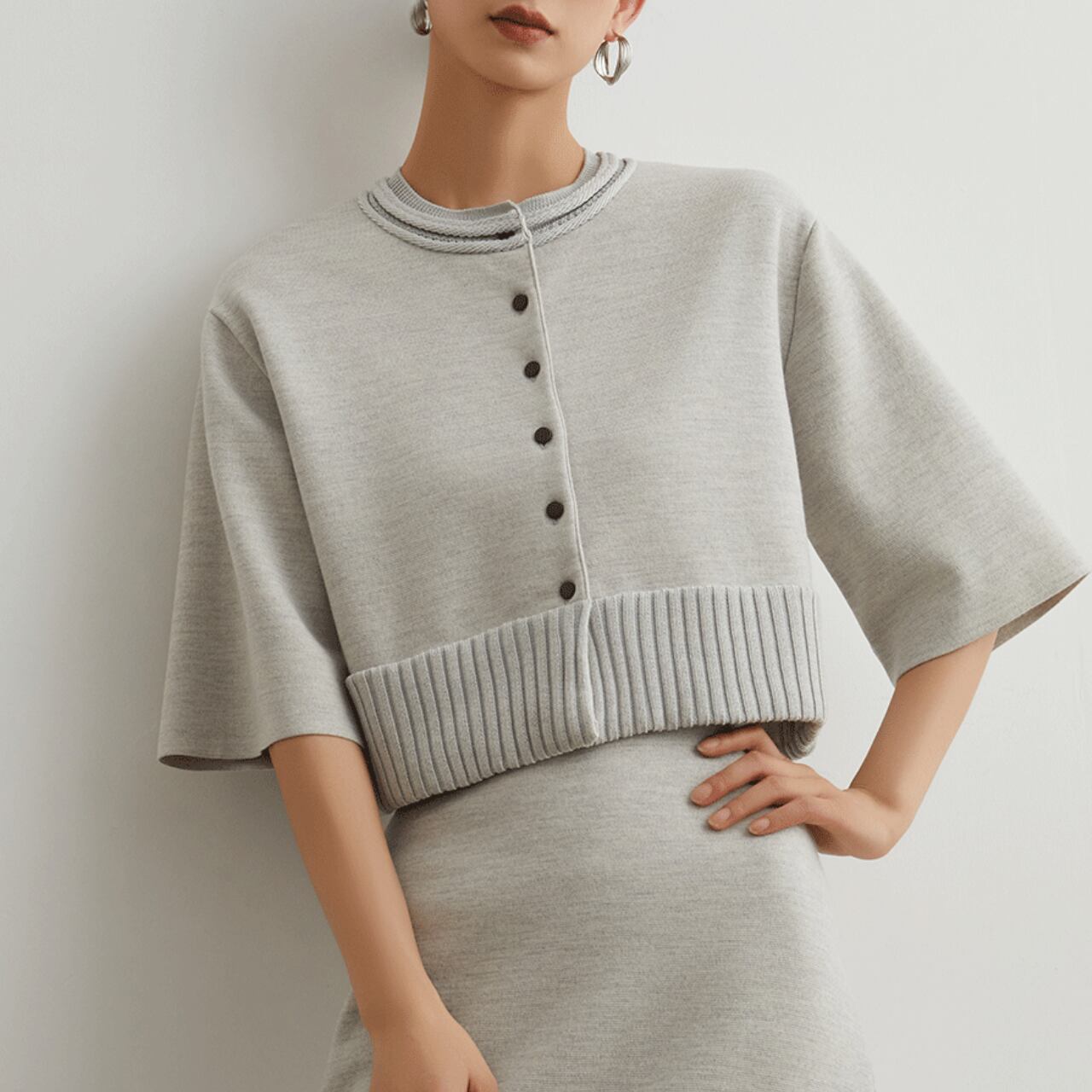 Grey short cardigan S694