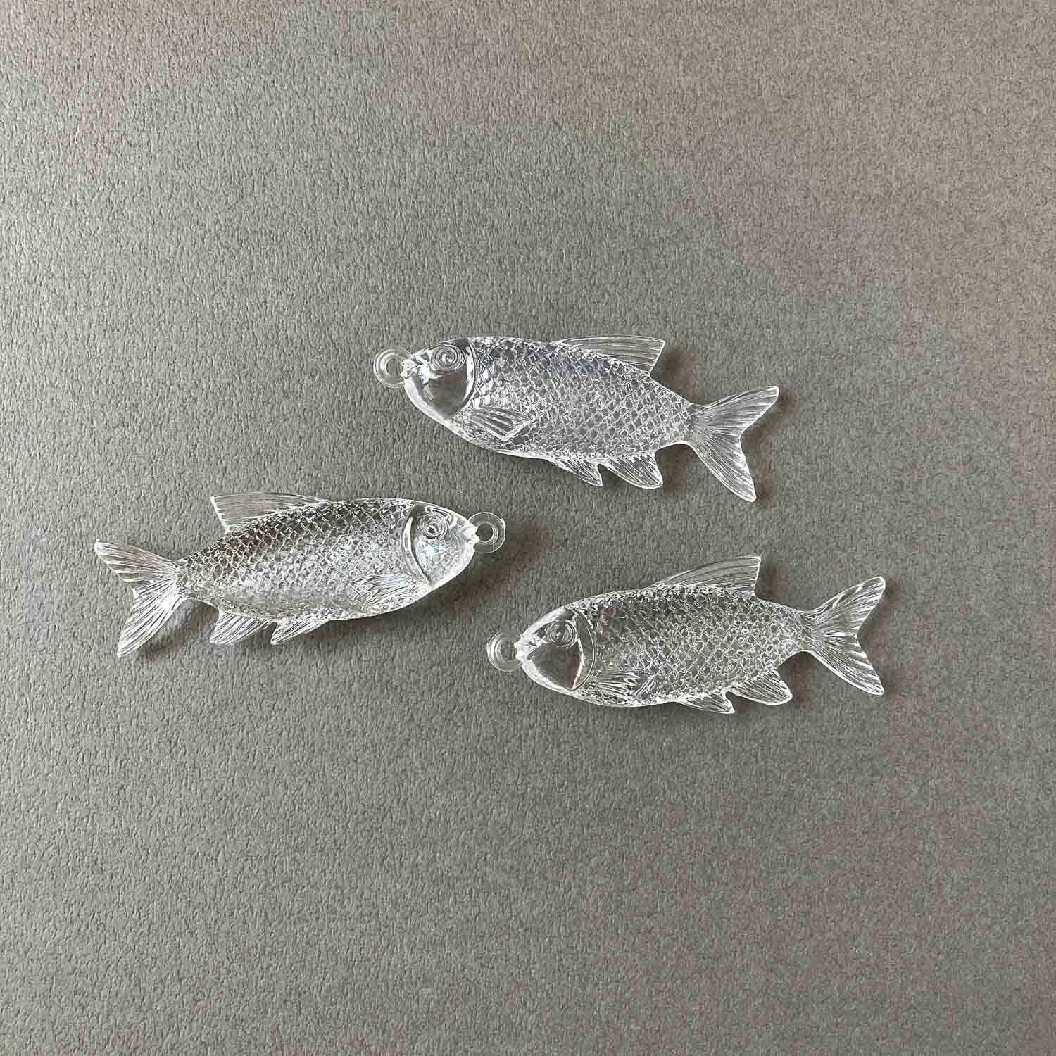 再入荷〉クリア魚の立体チャーム | Dua-アクセサリーパーツショップ