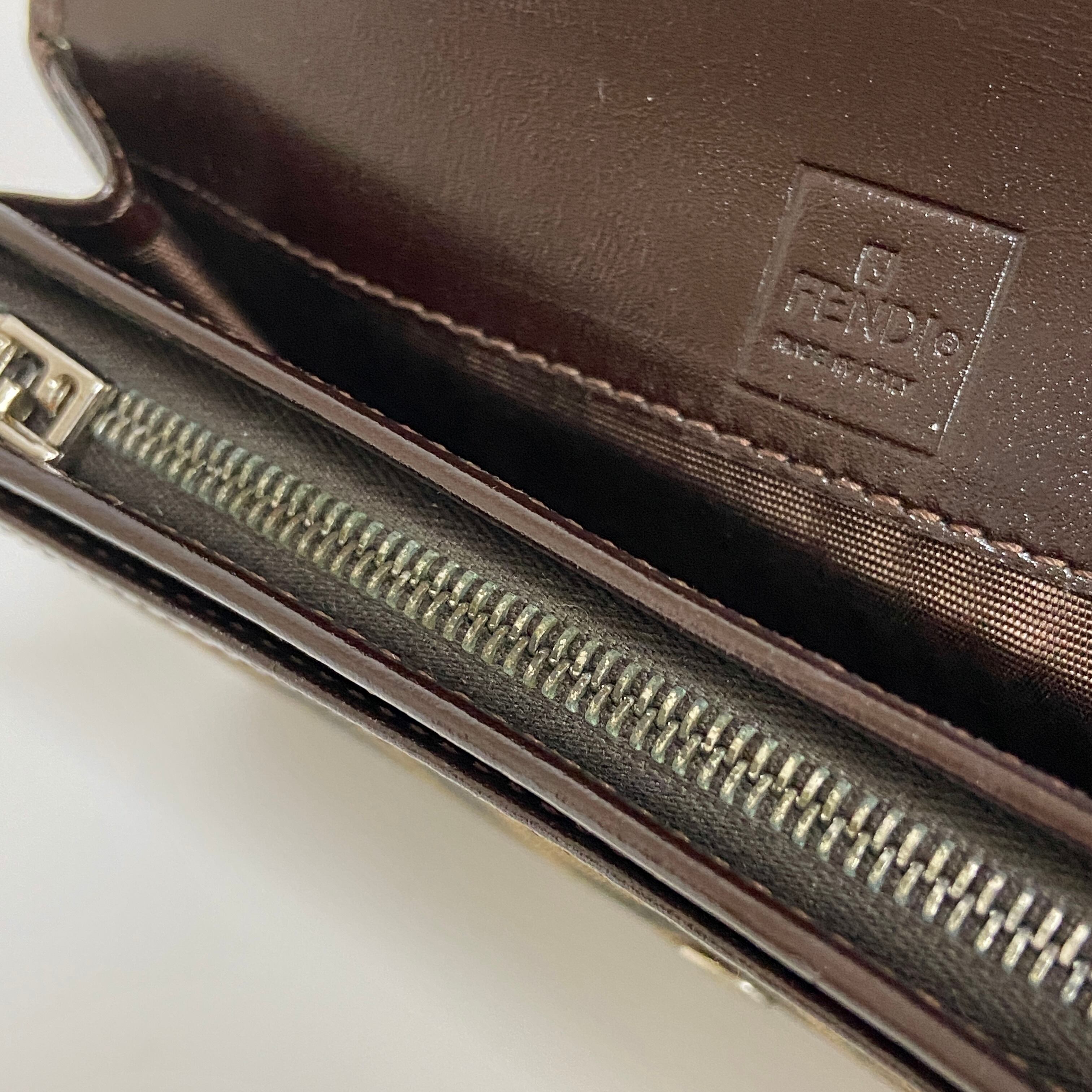 代引き不可】 FENDI プラダ 白 マルジェラ PRADA margiela フェンディ