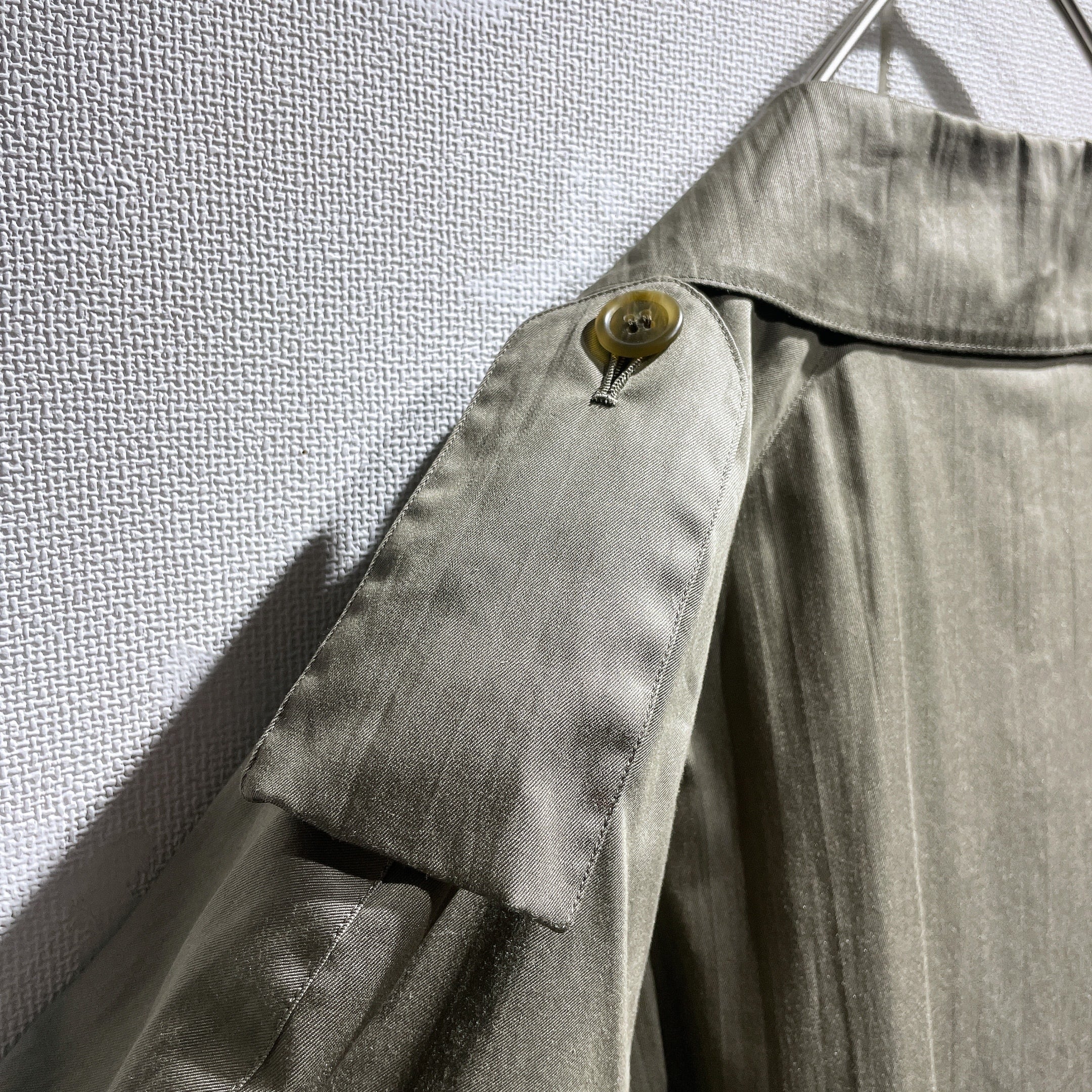 1970- 80s ” Old Burberrys ” Beautiful silhouette Special vintage trench coat