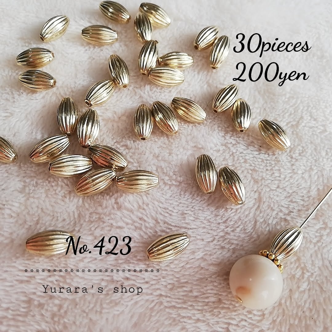 No.372 アクリルフープパーツ オーバル 31×21×5㍉ 10個100円