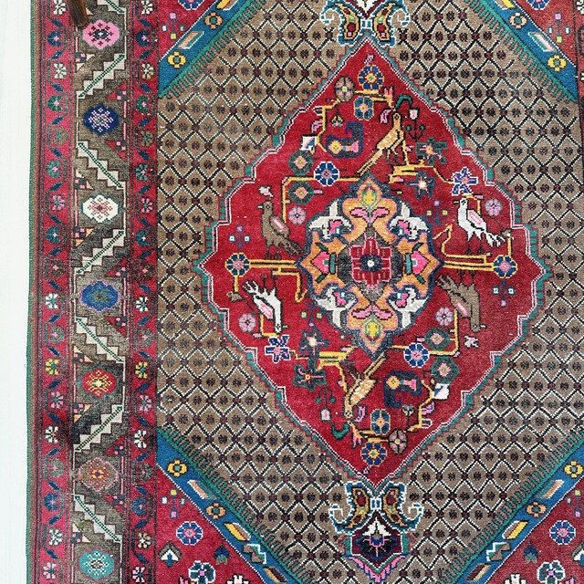 トルコ ヴィンテージラグ TR045 | 東アナトリア | 102cm × 157cm