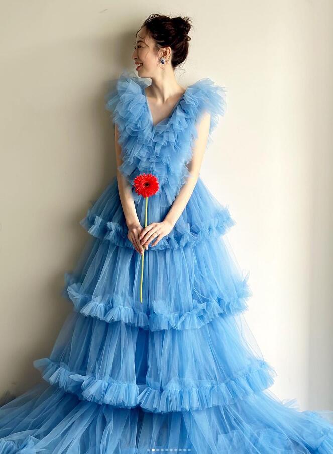 豪華！ カラードレス オンショルダードレス 爽やかで優しいブルー  