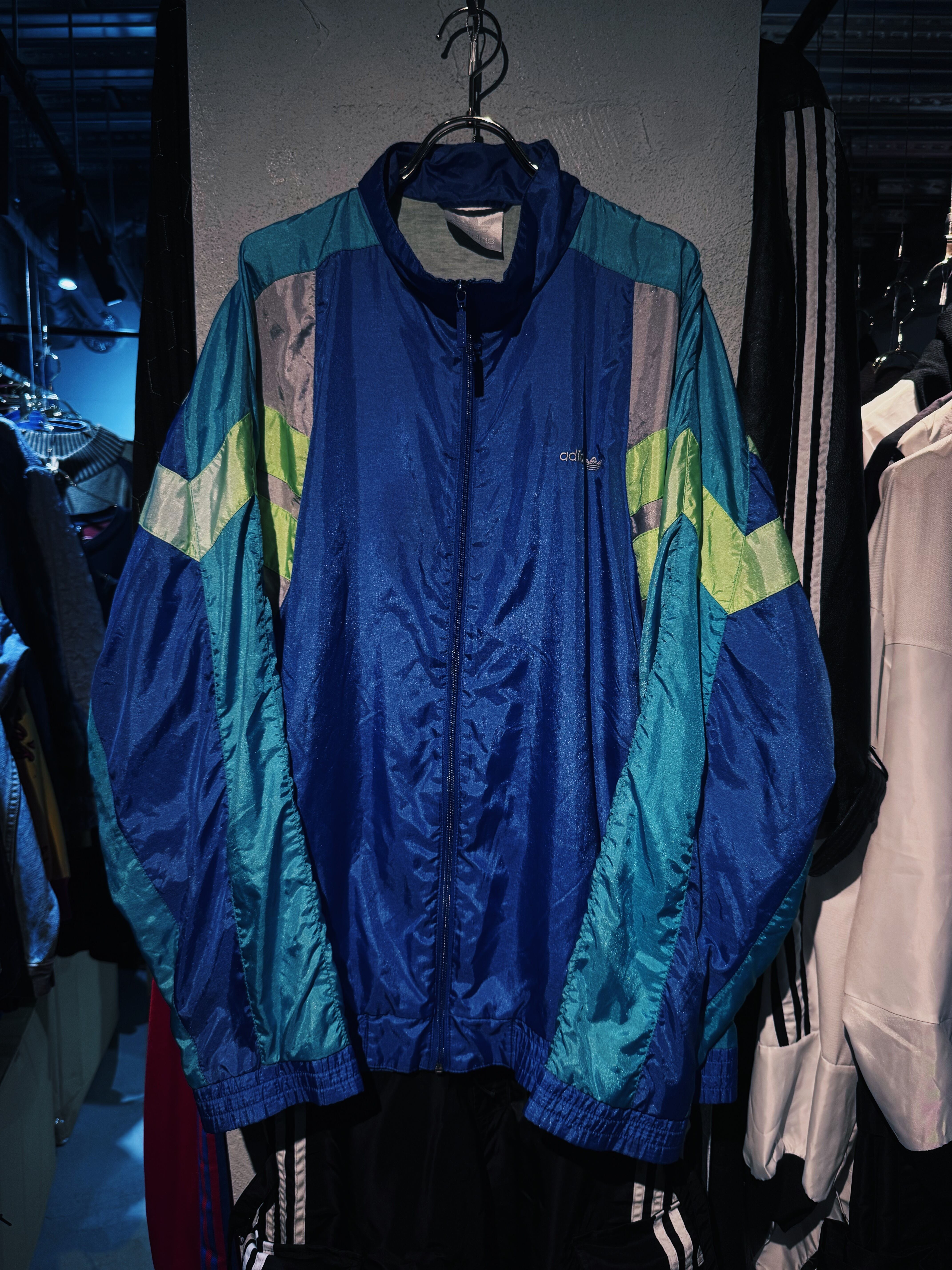 【D4C】80's vintage "adidas Originals" switching design track jacket