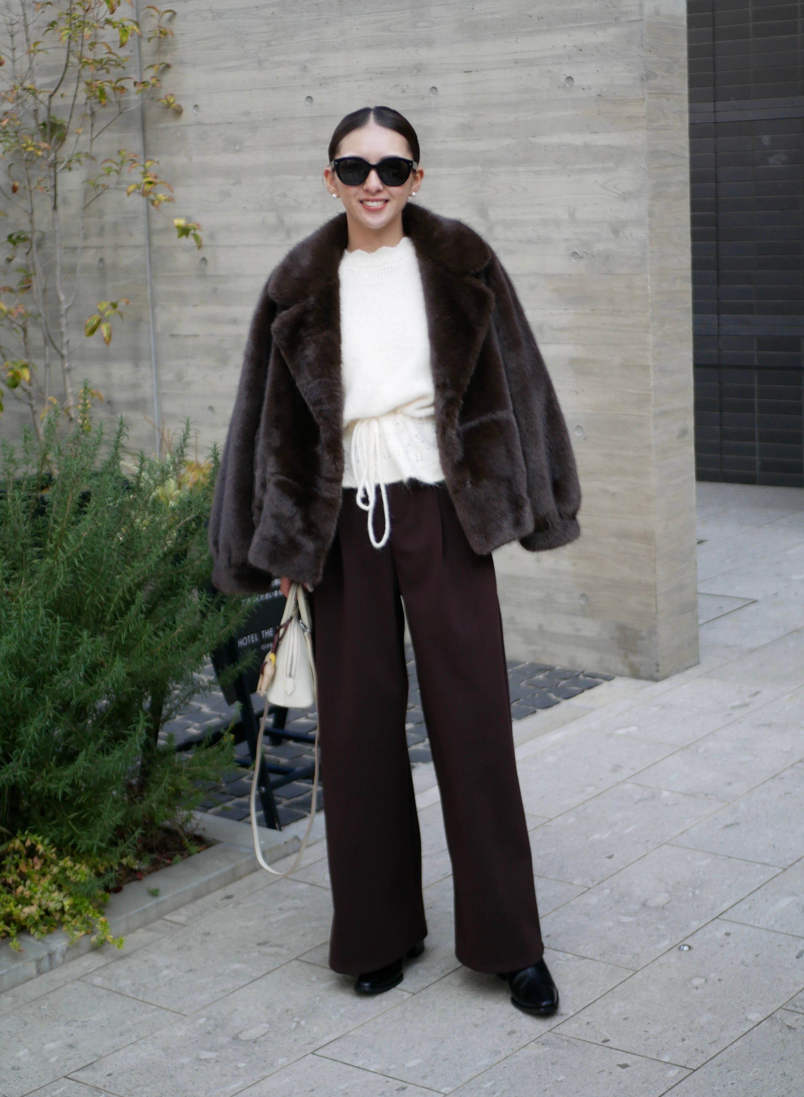 Elegant tailored fur coat | BéBéoD