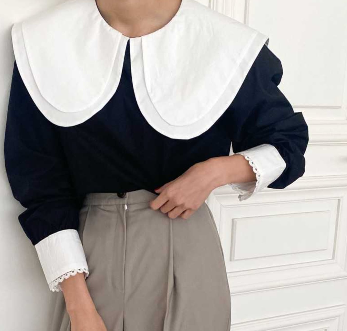 Big collar pullover shirt