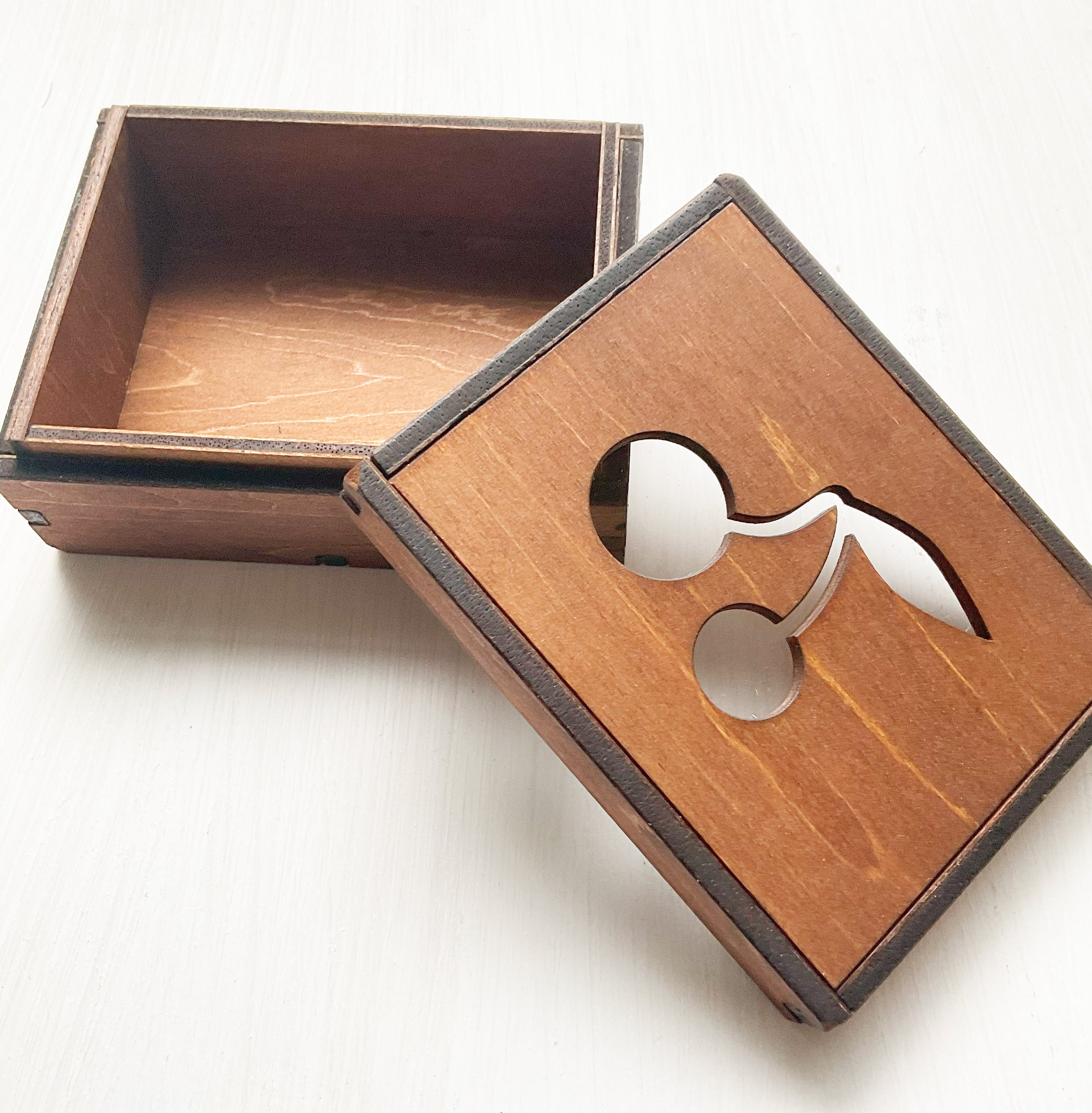 さくらんぼ：木箱】okajima-hutari oak color標本箱 アクセサリー