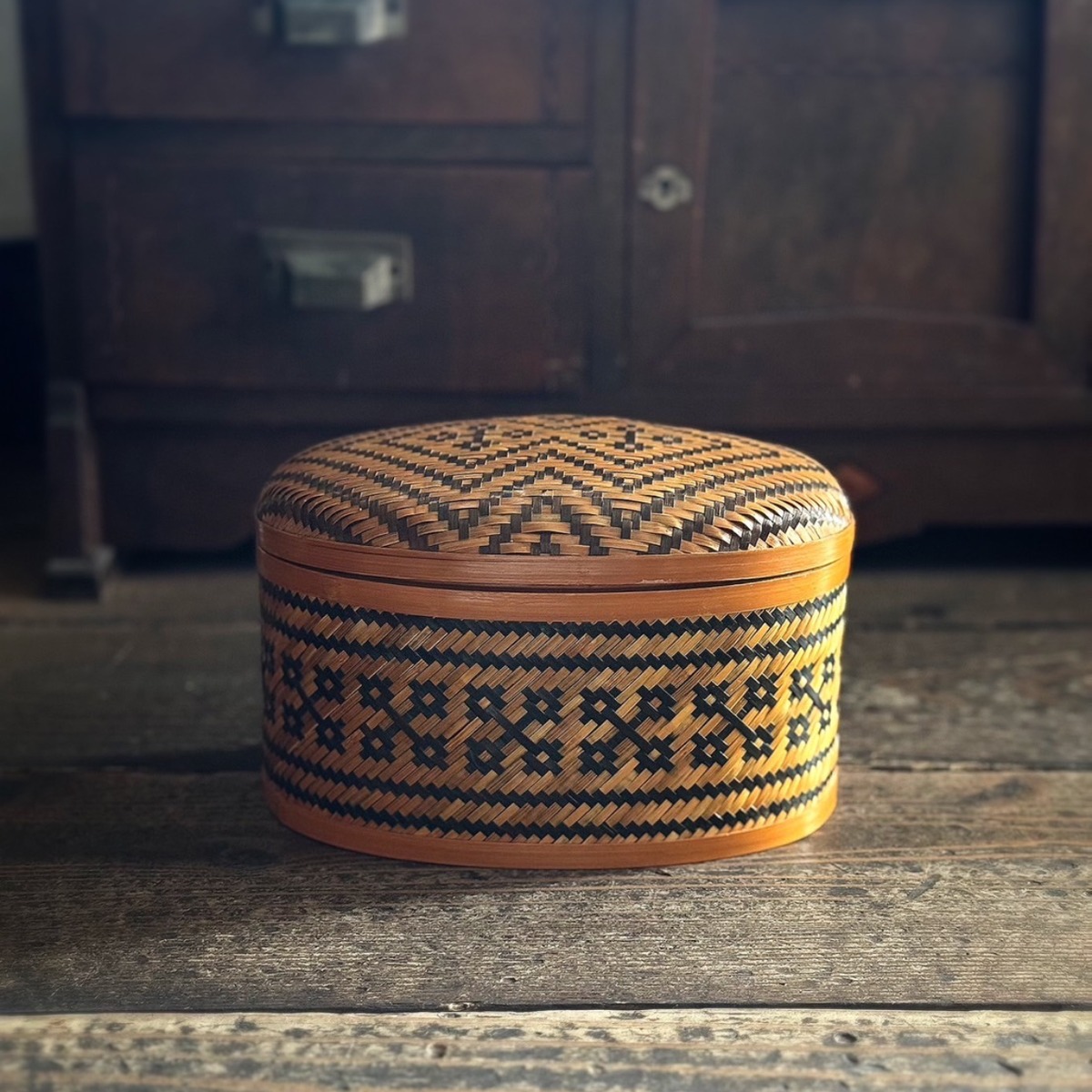 竹細工の小物入れ | b.Blanket