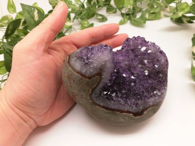 【送料無料】【高品質】 ウルグアイ産アメジスト no.2