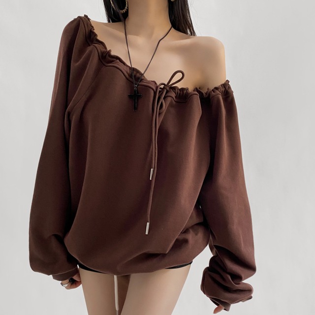 off-shoulder balloon sleeve center neck sweatshirt la2226