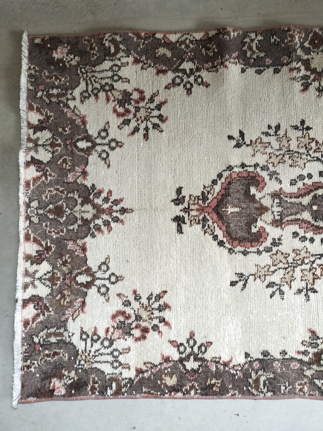 Turkish rug 223✕97cm No.404