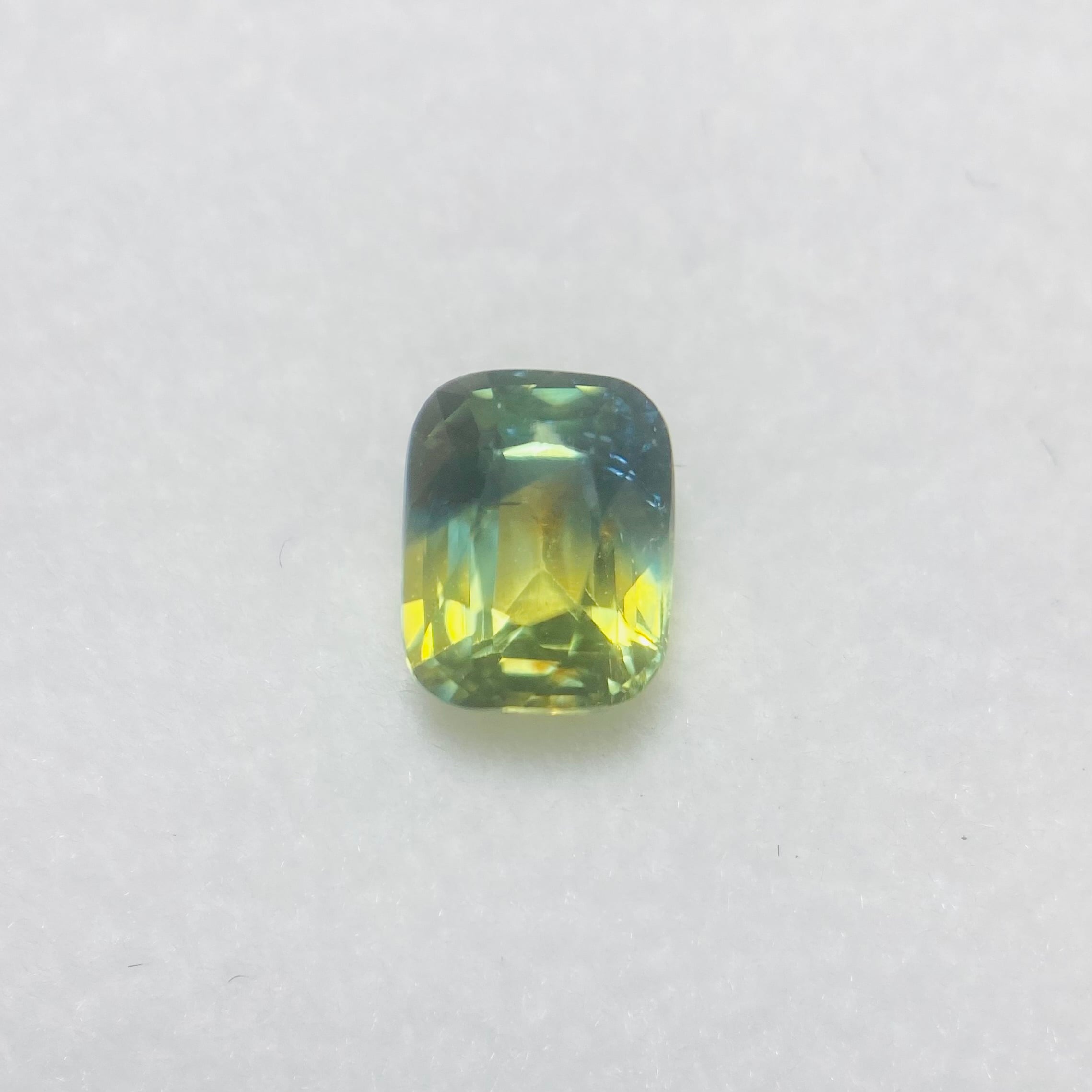 賑わう夜の街 サファイア