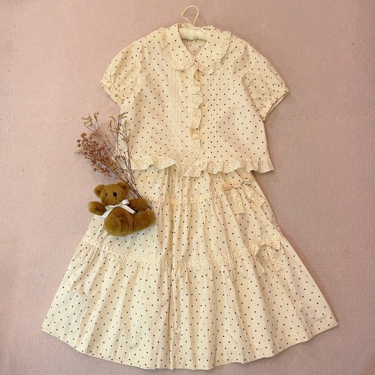 cream brown dot blouse & skirt set up