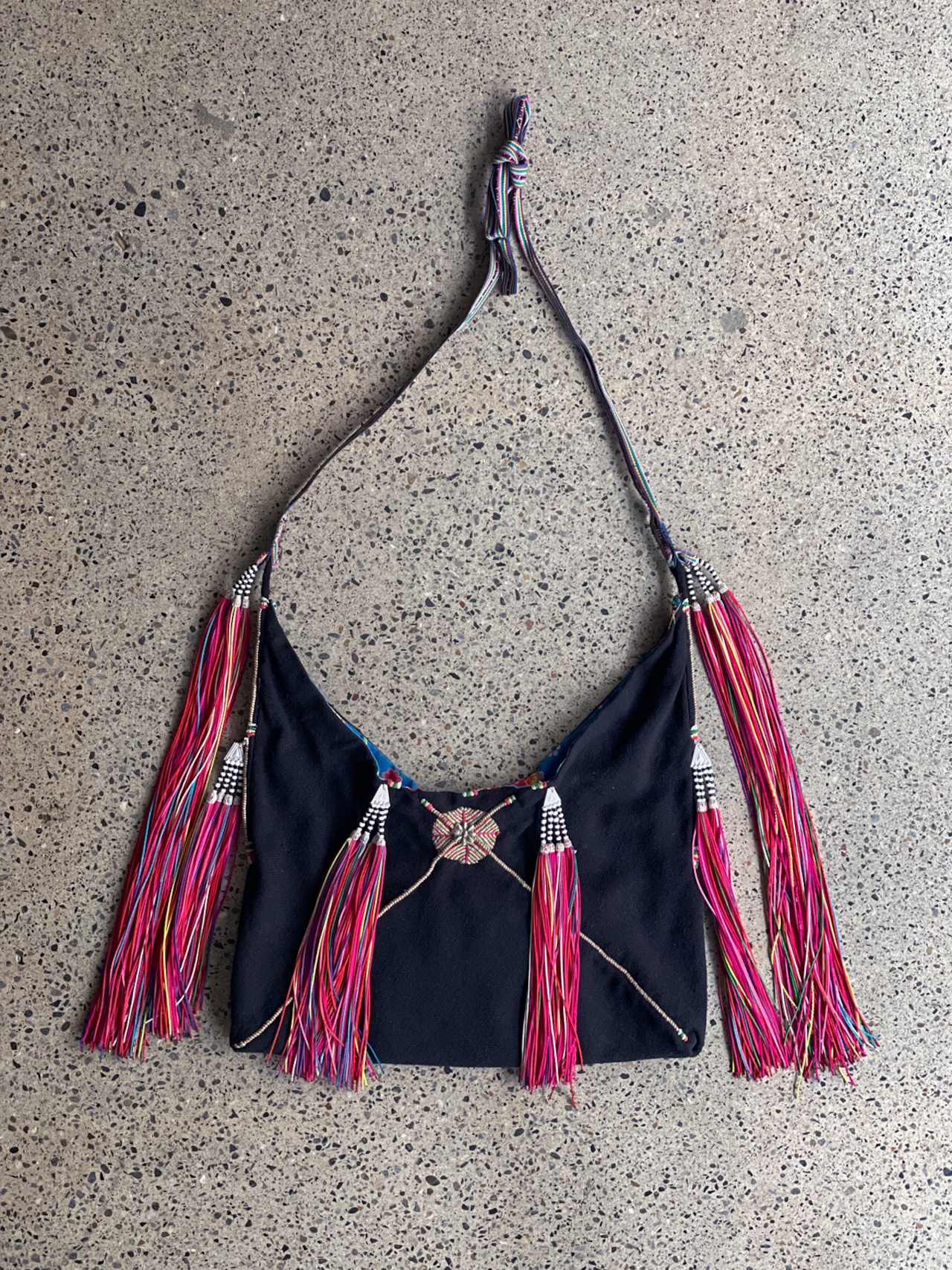 Dao chám tribe／ Tassel bag