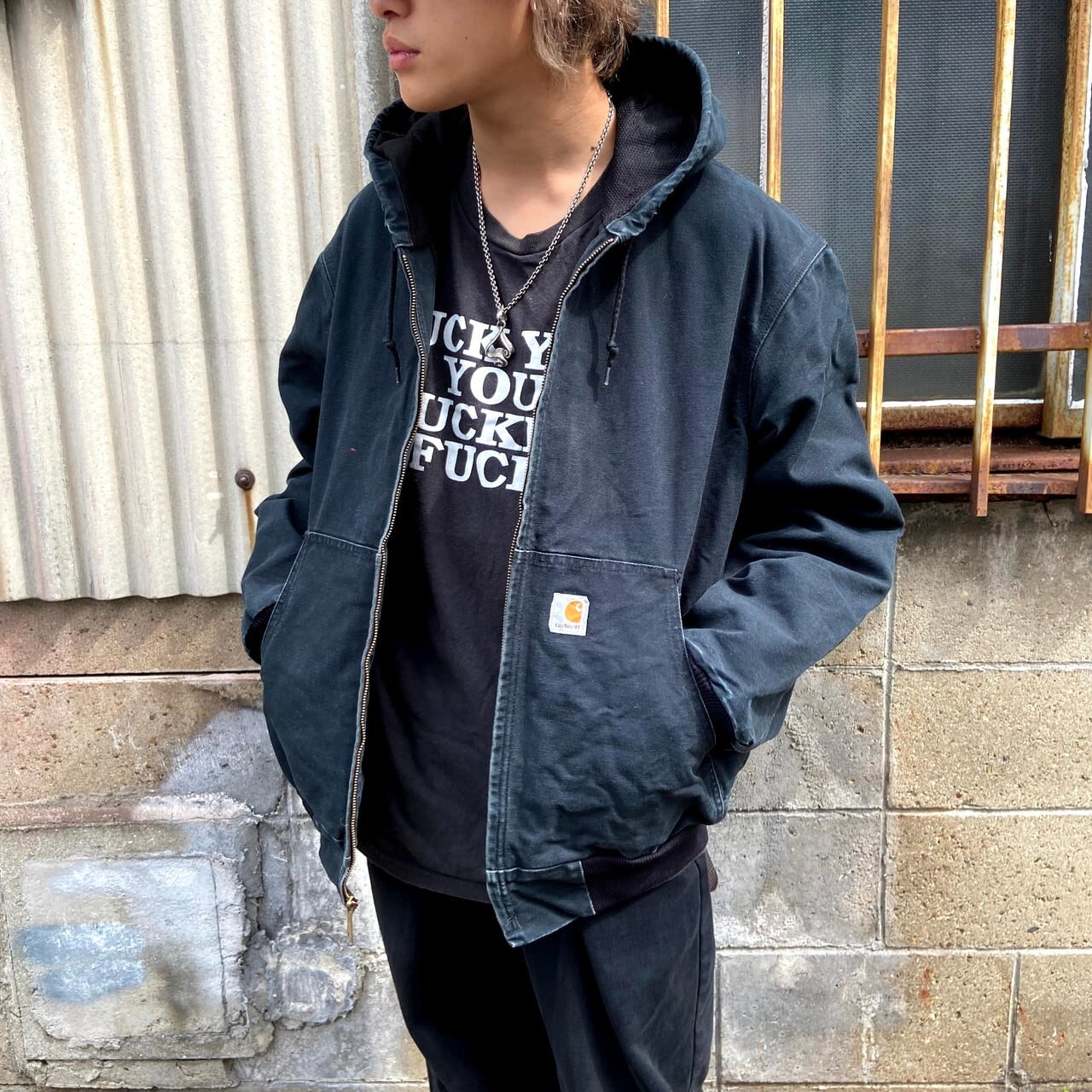 Carhartt 黒 ワークジャケット フーディ