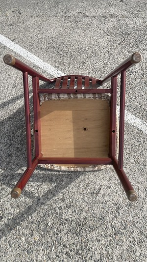 50年の歴史を感じる松田家具のダイニングチェア①