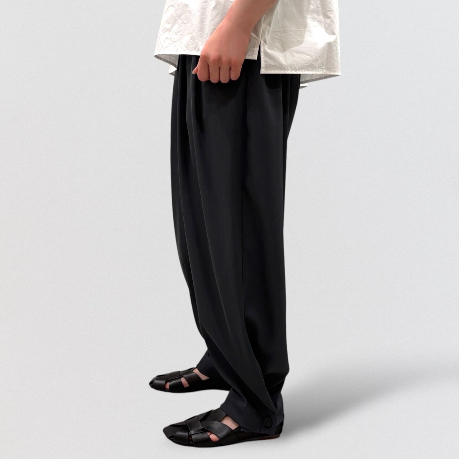 mizuiro ind tuck hem cocoon pants | CoCo Cuore