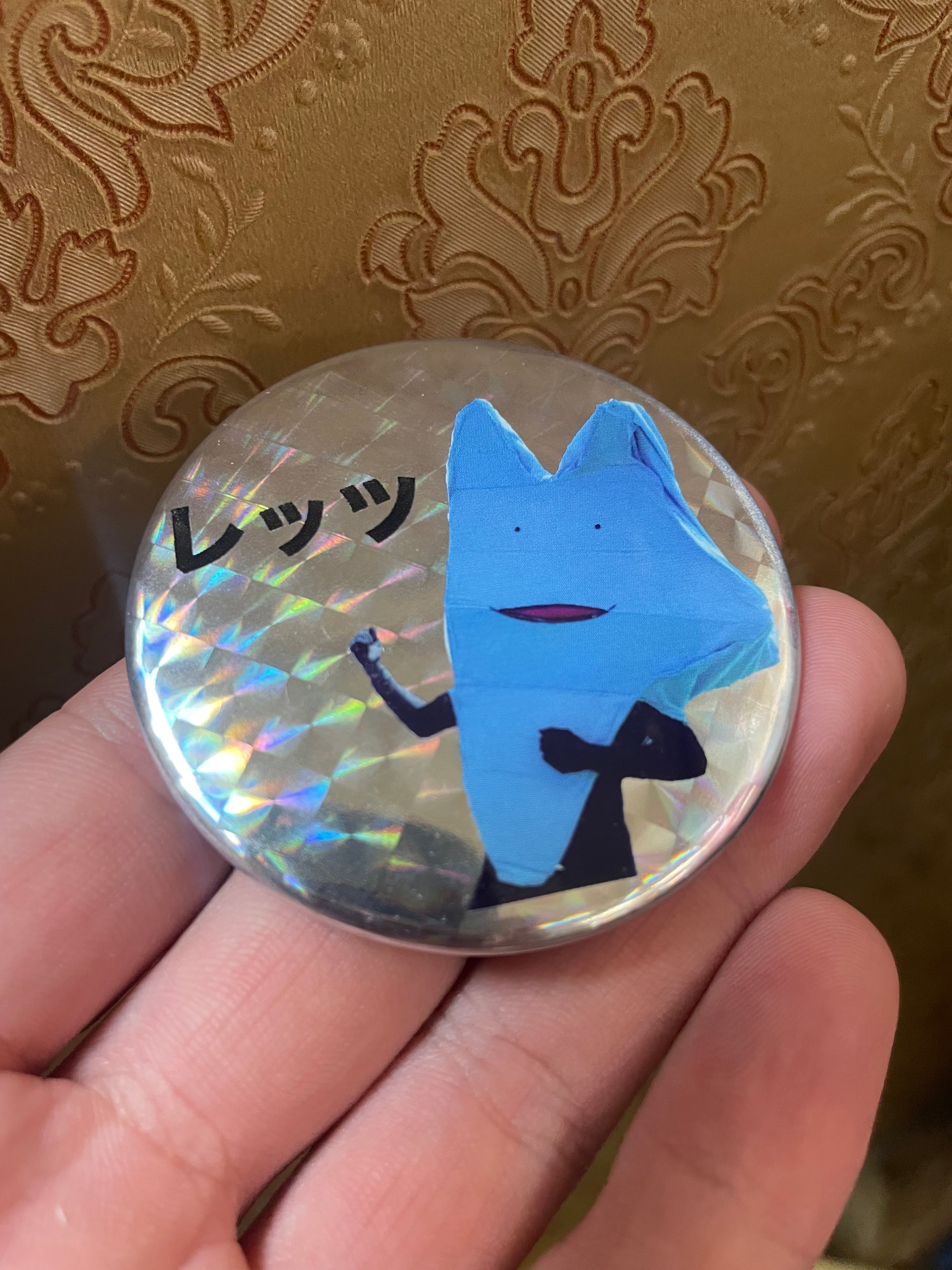 デカ缶バッチ | びわ湖くん