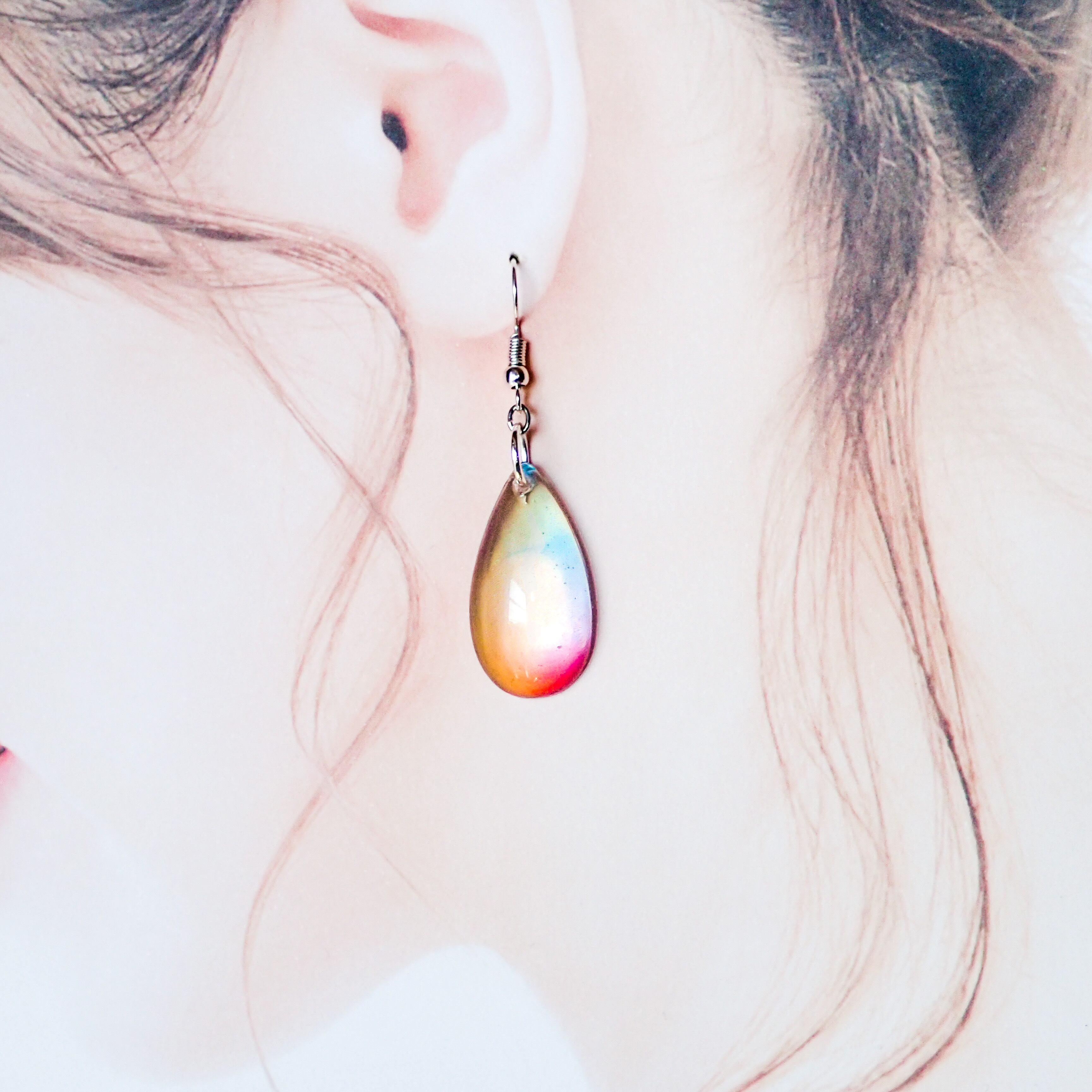 虹の雫☆シャボン玉ピアス/イヤリング変更可 | Rainbow Crafts